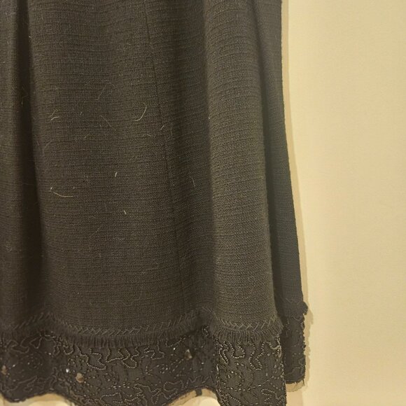 Elegant vintage Elie Tahari wool skirt with beaded embroidery (see sizing below) - Picture 15 of 16
